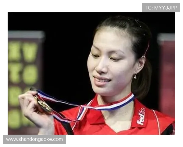 专访羽毛球明星杨敏揭秘她成功背后的努力与坚持